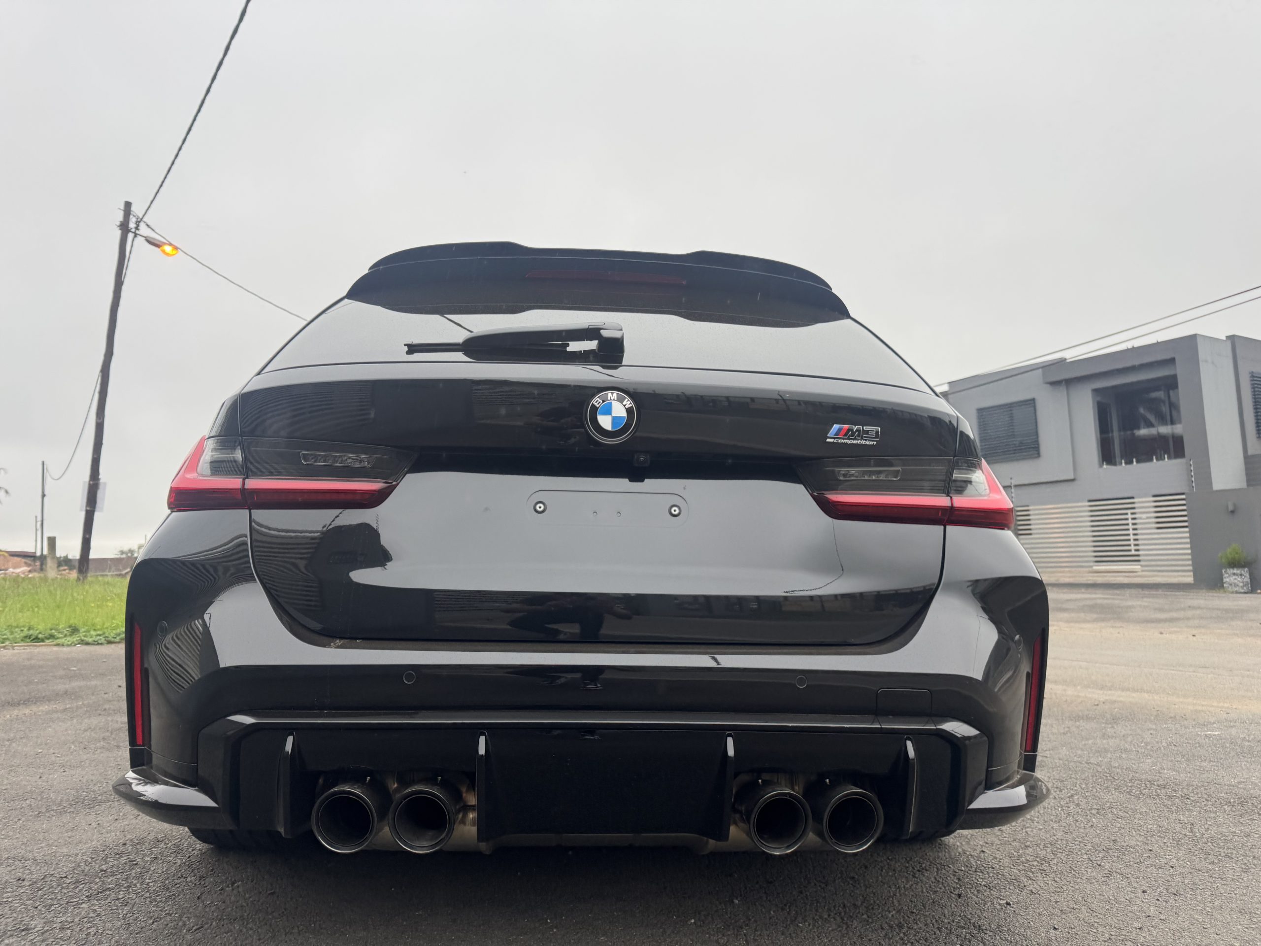 
								2024 BMW M3 COMPETITION TOURING M XDRIVE full									