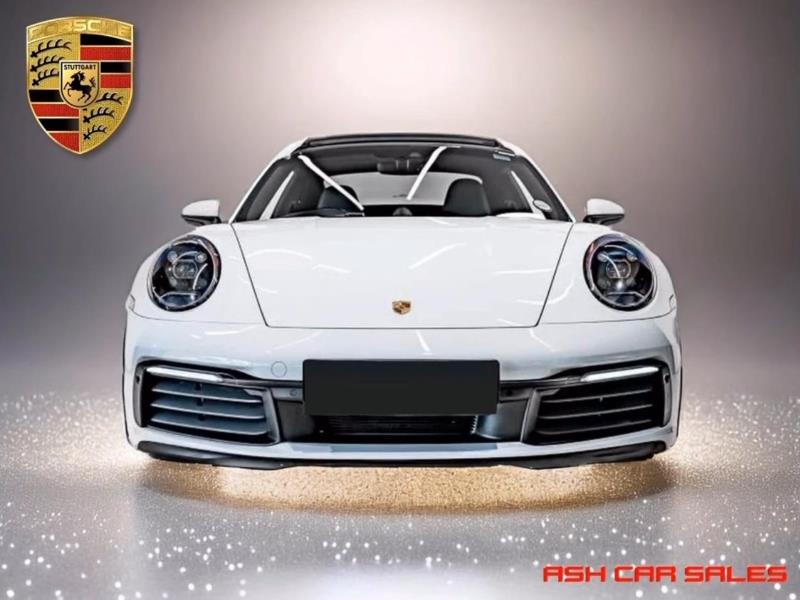 
								2019 Porsche 911 Carrera S Coupe full									