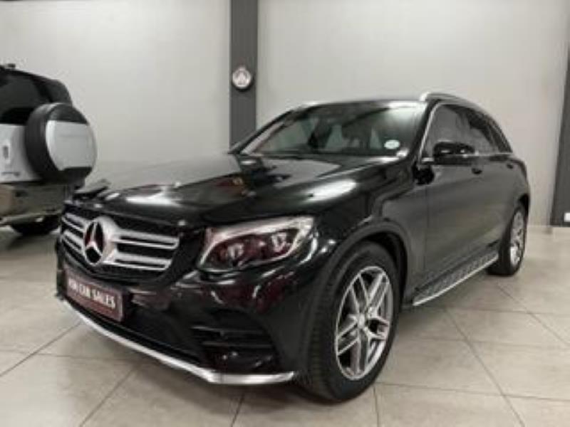 
								2016 Mercedes-Benz GLC GLC300 4Matic AMG Line full									