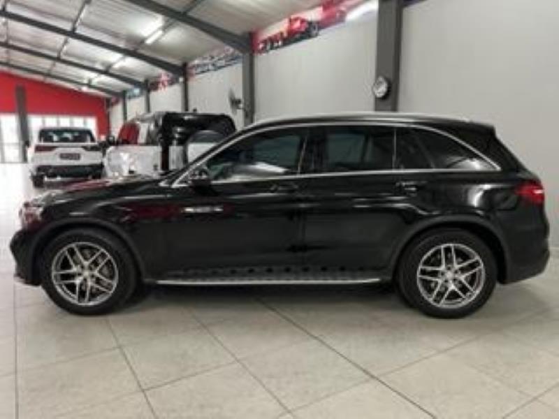 
								2016 Mercedes-Benz GLC GLC300 4Matic AMG Line full									