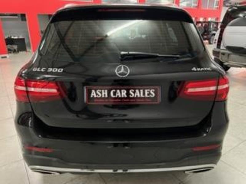 
								2016 Mercedes-Benz GLC GLC300 4Matic AMG Line full									