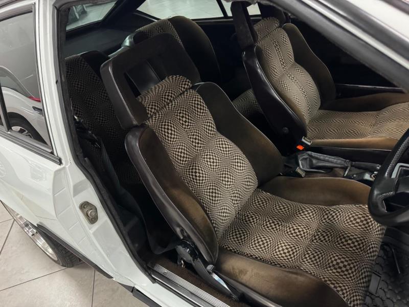 
								1982 Alfa Romeo GTV 2.5 V6 full									