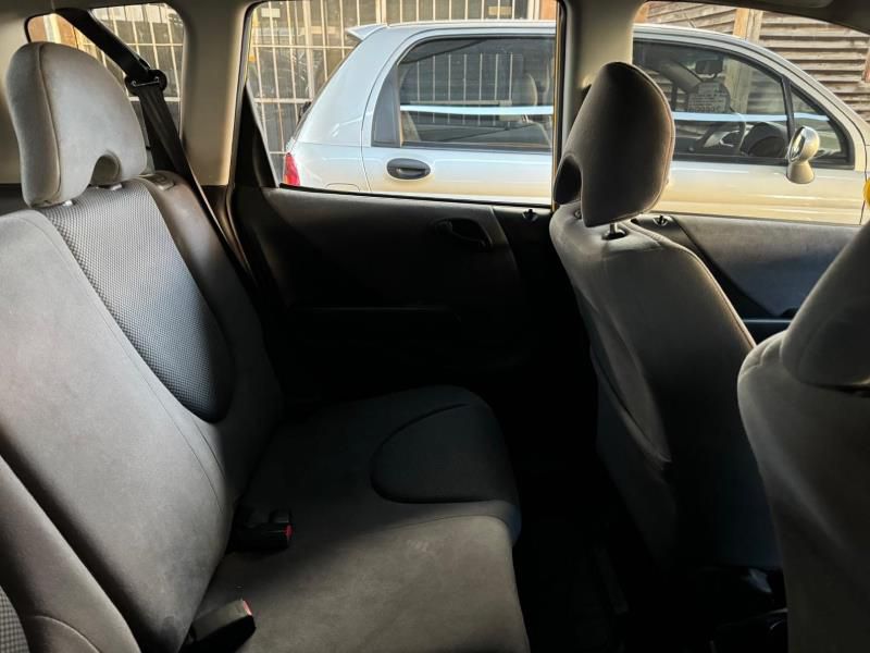 
								2006 Honda Jazz 1.4 Auto full									