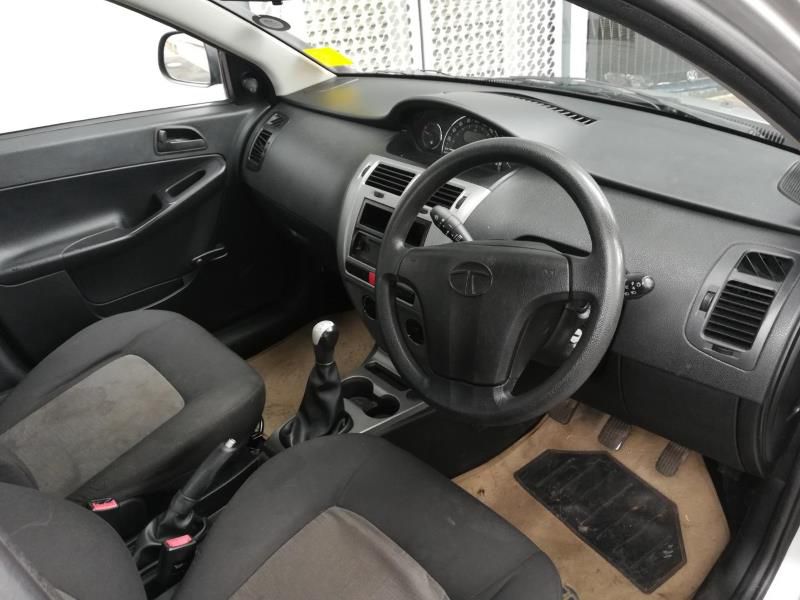 
								2016 Tata Indica 1.4 Vista Safire full									
