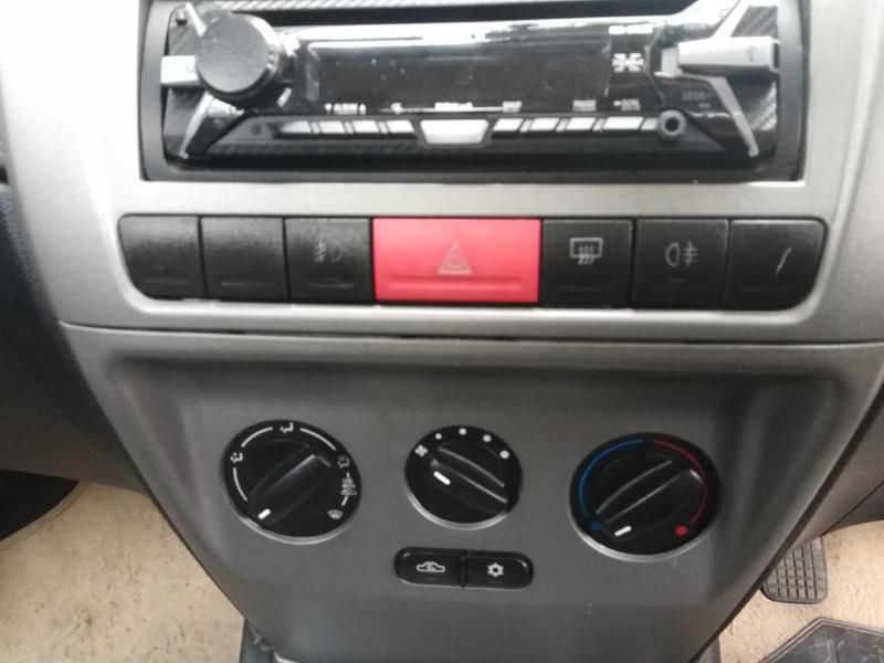 
								2016 Tata Indica 1.4 Vista Safire full									