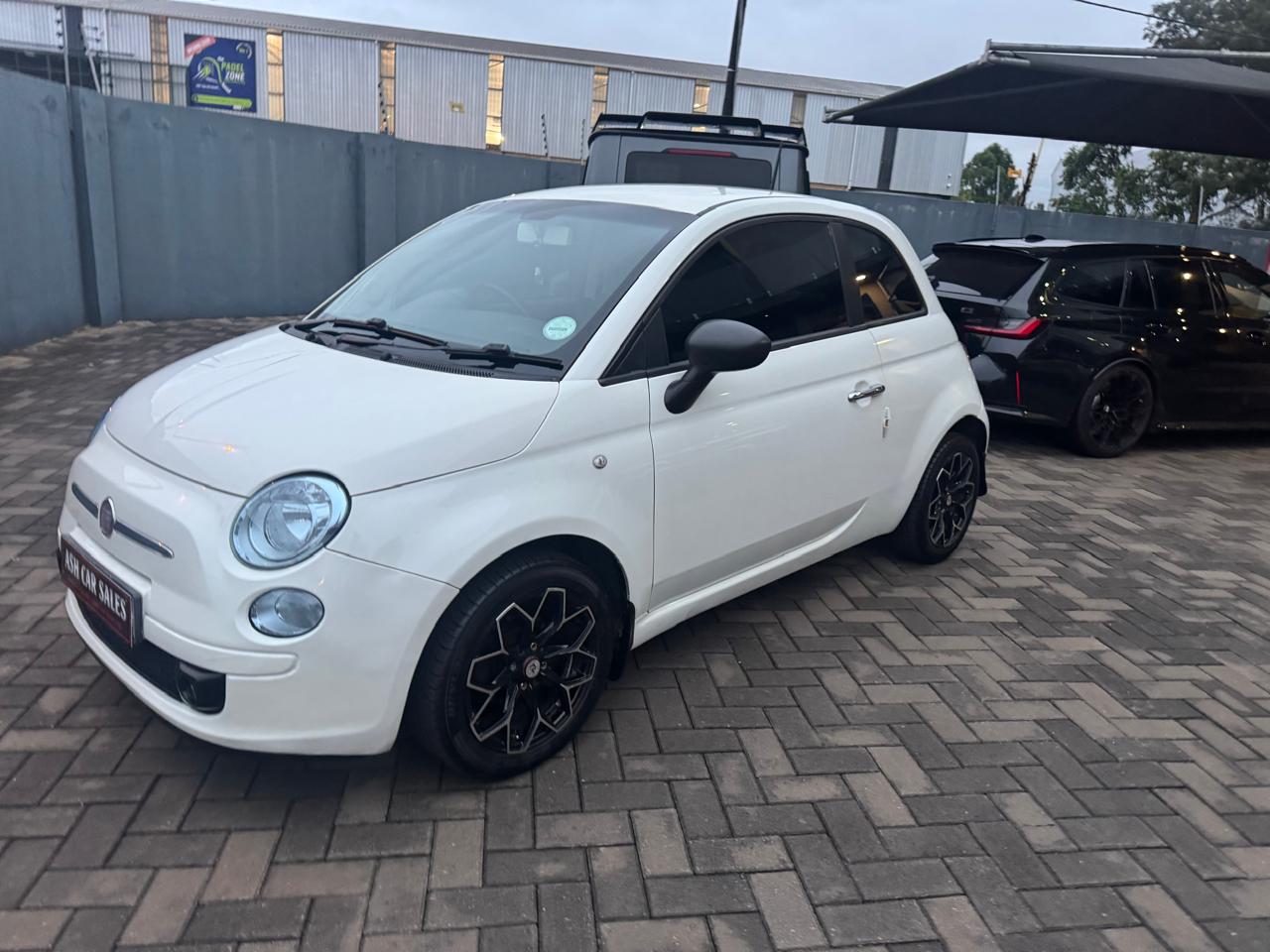 
								2013 Fiat 500 1.2 pop full									