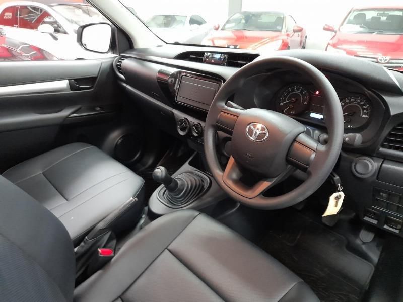 
								2022 Toyota Hilux 2.0 VVTI Single Cab full									