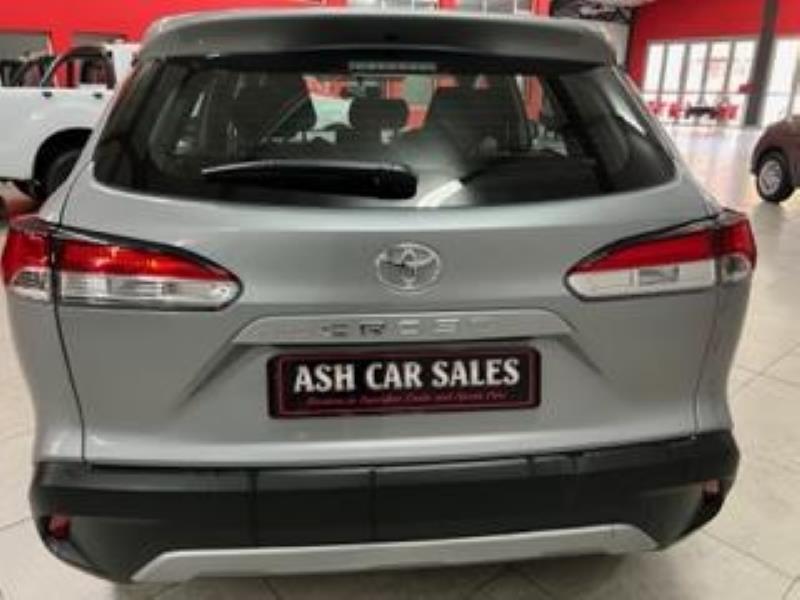 
								2022 Toyota Corolla Cross 1.8 Xi full									