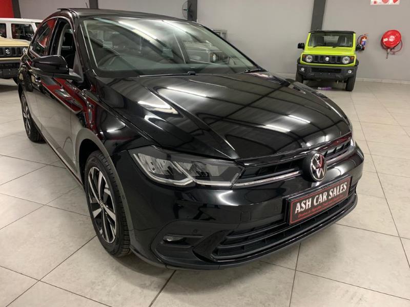 
								2022 Toyota Corolla Cross 1.8 Xi full									