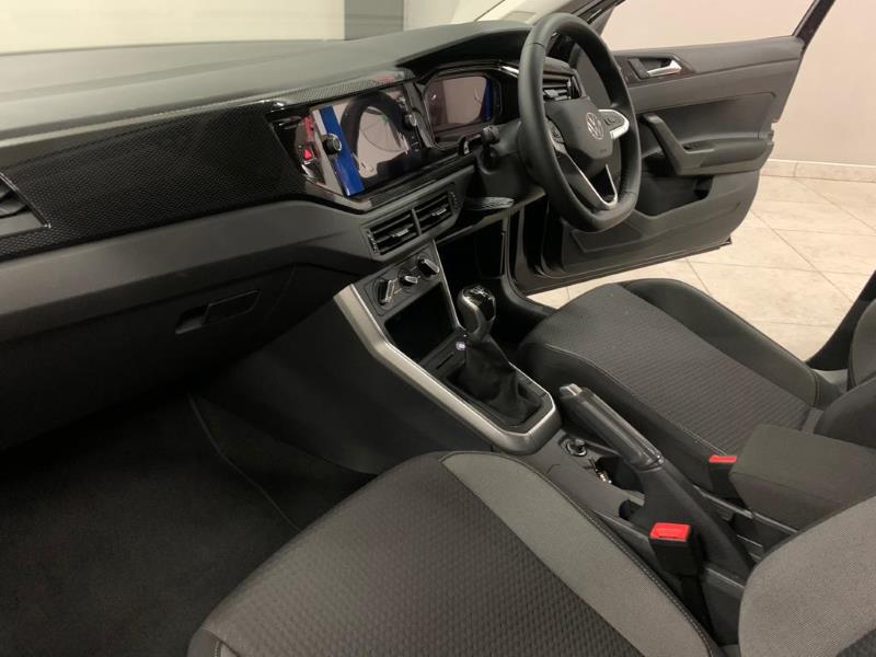 
								2022 VW Polo Life(70kw) Manual full									