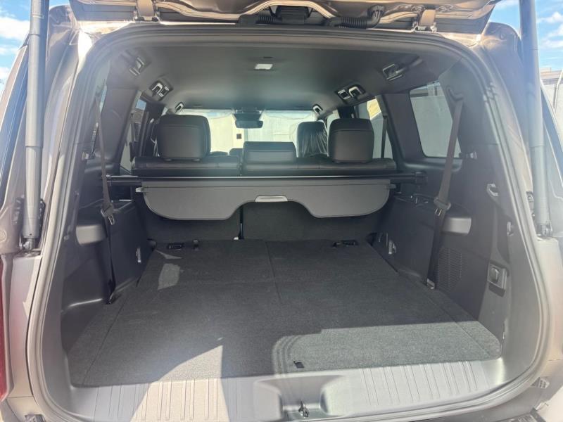 
								2025 Toyota Land Cruiser Prado 2.8GD TX full									