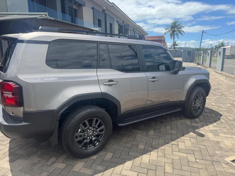
								2025 Toyota Land Cruiser Prado 2.8GD TX full									