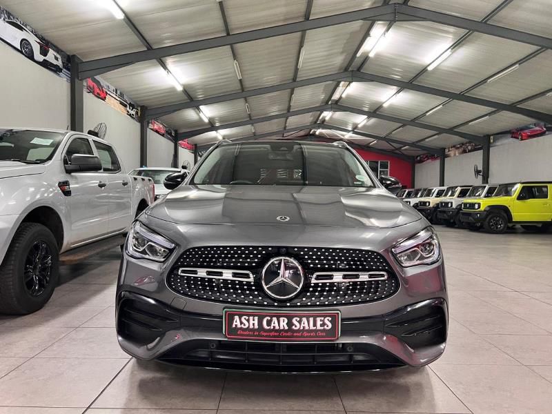 
								2021 Mercedes-Benz GLA GLA200 AMG Line full									