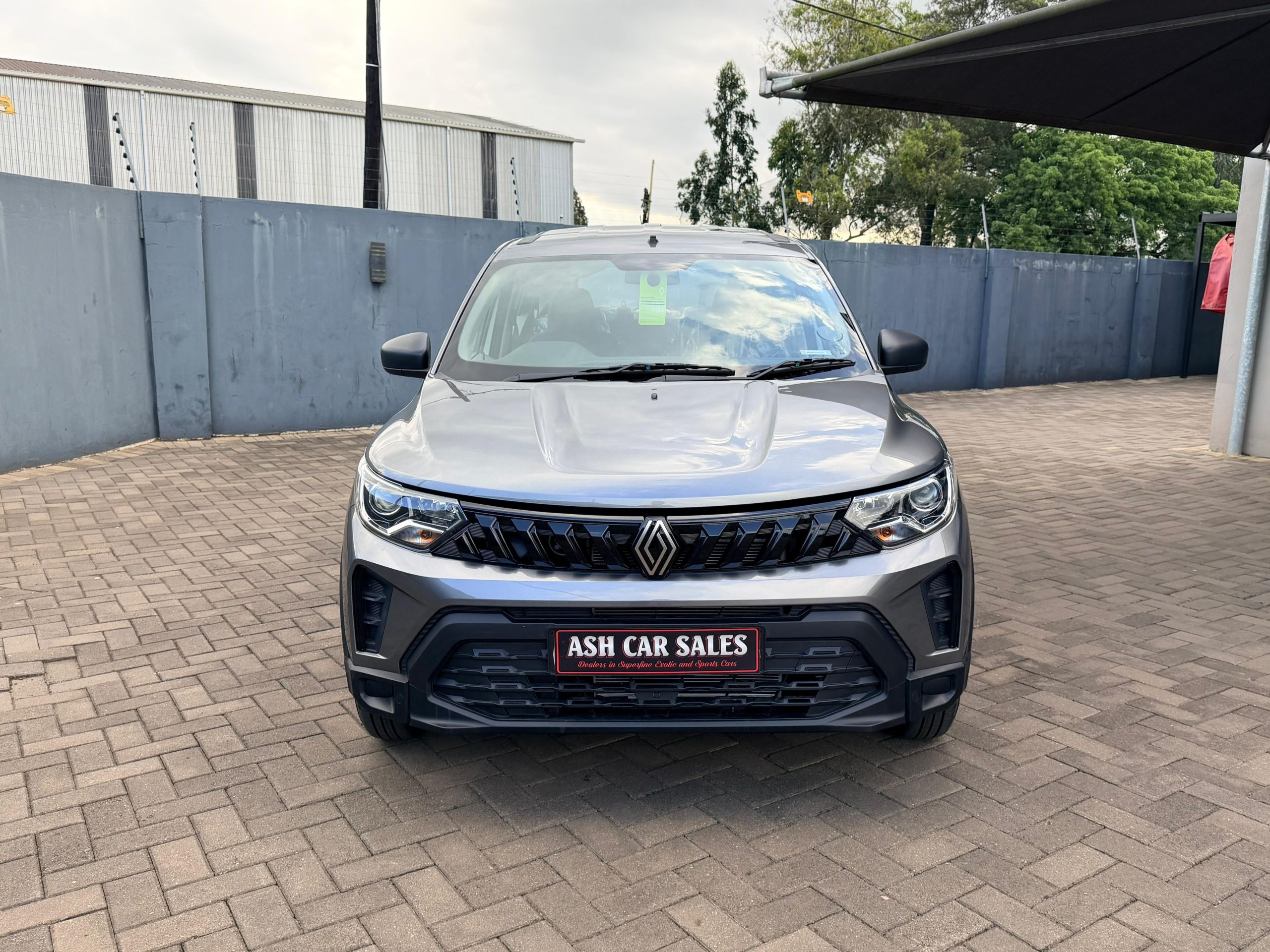 
								2026 Renault Triber 1.0 Evolution full									